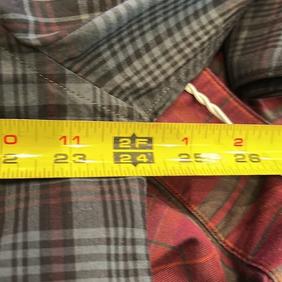 JOHN VARVATOS USA Button Down Shirt Roll Tab Peace Casual F24 - Picture 4 of 5